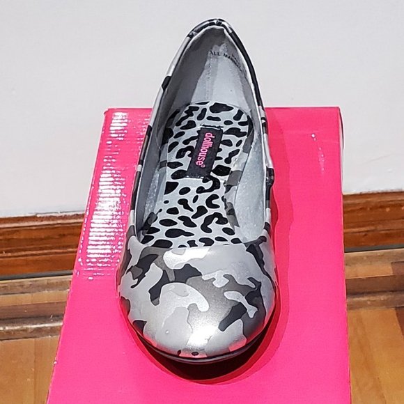 SIlver Camouflage vegan flats - Picture 2 of 3